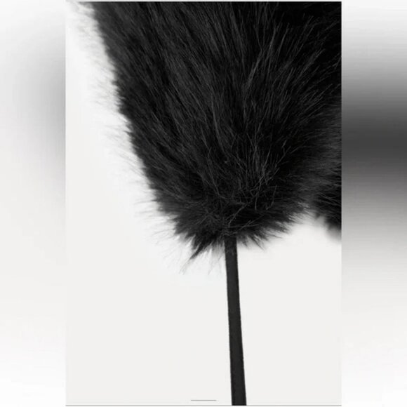 ZARA FAUX FUR AVIATOR HAT - Picture 3 of 3